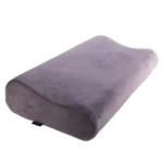 شكل مخدة كونتور وسط ميموري فوم بكفر بني Image of the medium contour memory foam pillow with a brown cover.