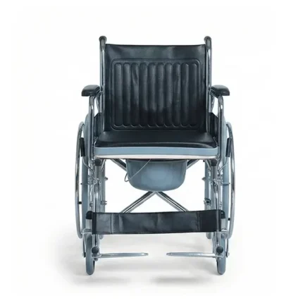 كرسي متحرك مع حمام وعجل خلفي كبير Wheelchair with Commode & Large Rear Wheels
